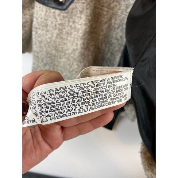 Forever 21 Women's Full Zip Tweed Coat Size Medium - Picture 6 of 10